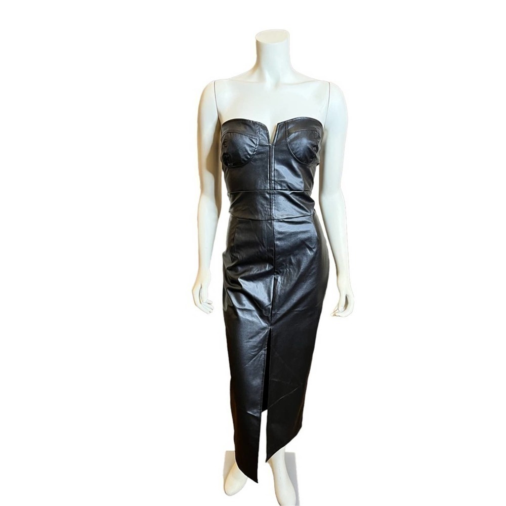 CBR black strapless dress. Size Large